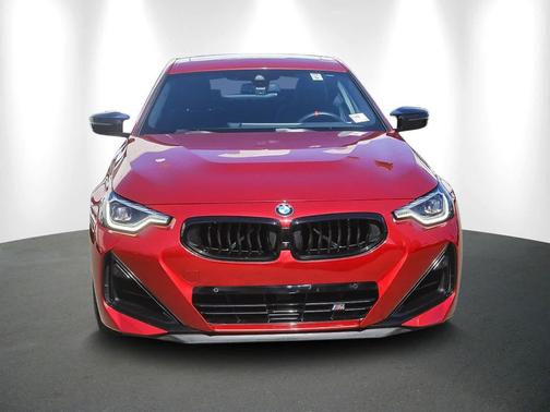 2025 BMW M240 i