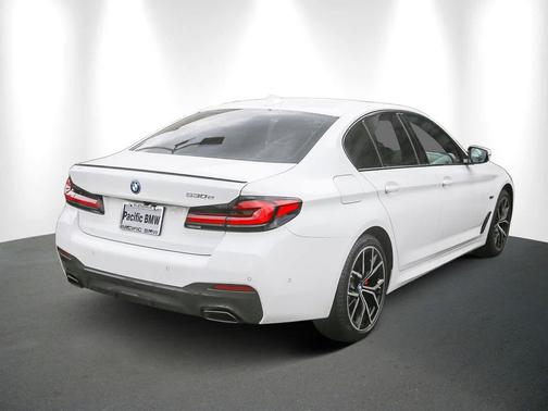 2023 BMW 530e Base