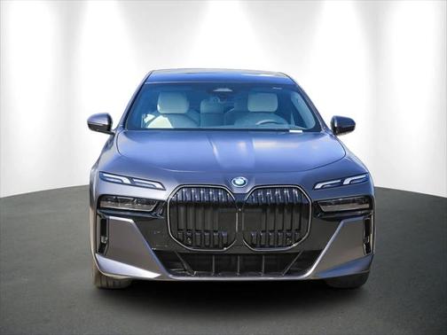2025 BMW i7 xDrive60