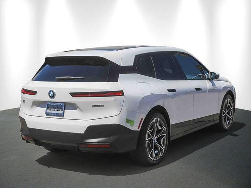 Alpine White 2024 BMW iX xDrive50