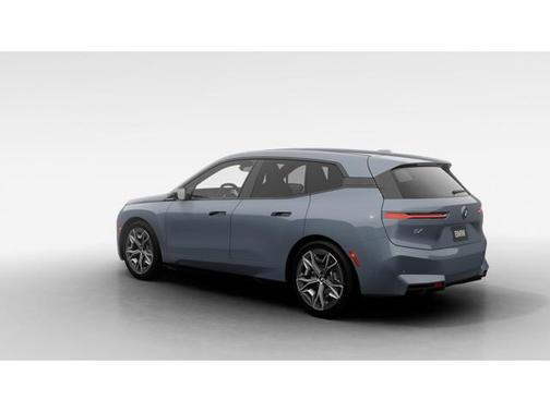 2026 BMW iX xDrive45