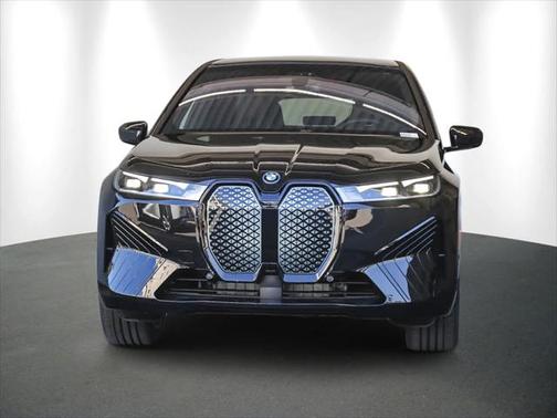 2025 BMW iX xDrive50