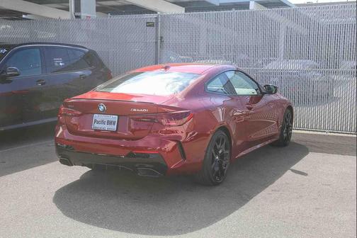2025 BMW M440 i xDrive