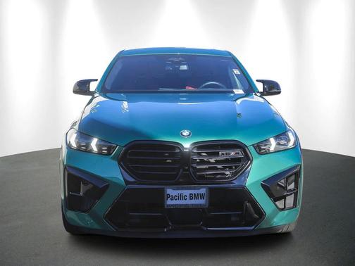 2025 BMW X6 M Base (A8)