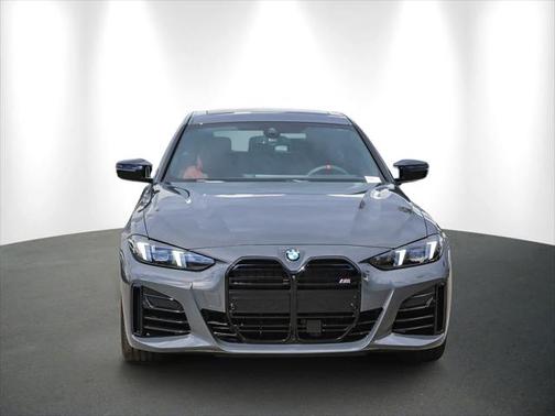 2025 BMW M440 i