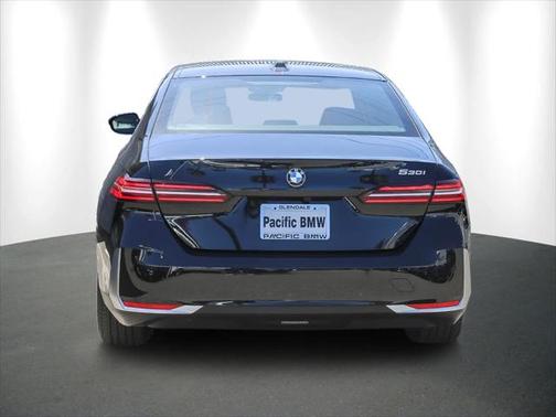 2024 BMW 530 i