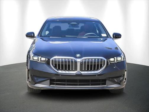 2024 BMW 530 i
