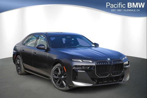 2026 BMW 740 i