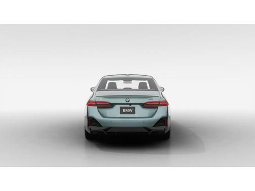 2026 BMW i5 eDrive40