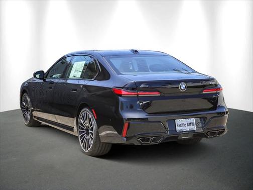 2025 BMW 760 i xDrive