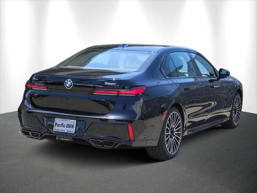 2025 BMW 760 i xDrive