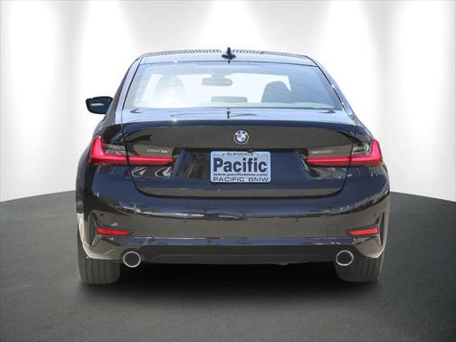 2022 BMW 330 330i