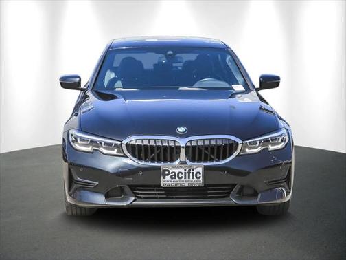 2022 BMW 330 330i
