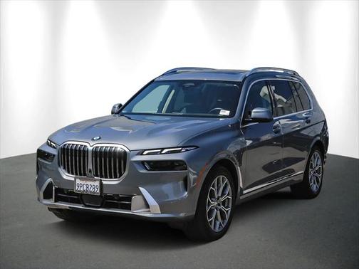 2025 BMW X7 xDrive40i