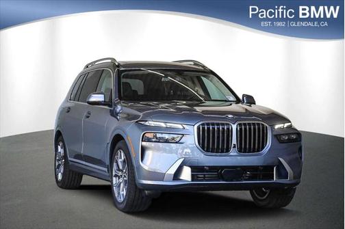 2025 BMW X7 xDrive40i