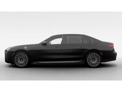 2025 BMW 750e i xDrive