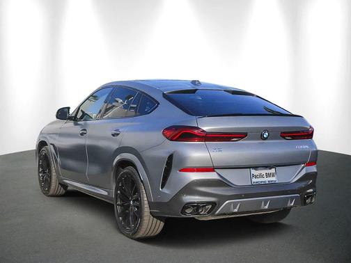 2026 BMW X6 M60i
