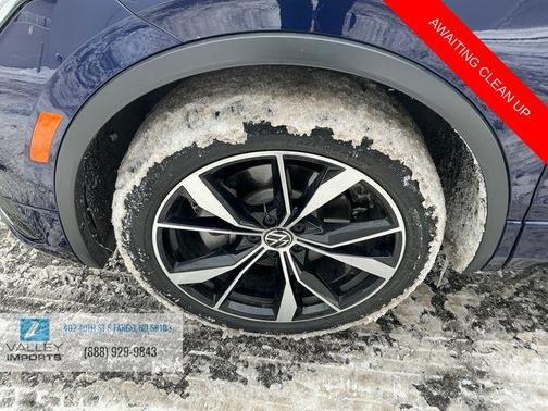 2023 Volkswagen Tiguan 2.0T SEL R-Line