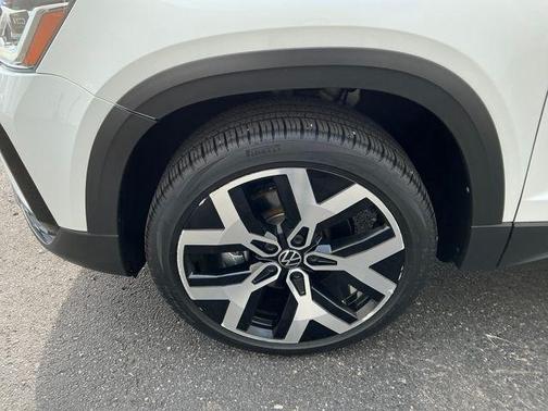 2022 Volkswagen Taos 1.5T SEL