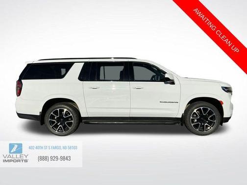 2023 Chevrolet Suburban RST