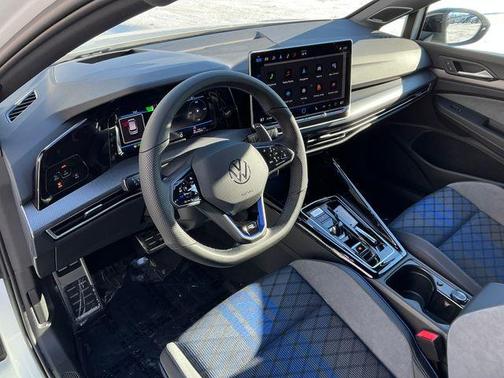 2026 Volkswagen Golf R 2.0T