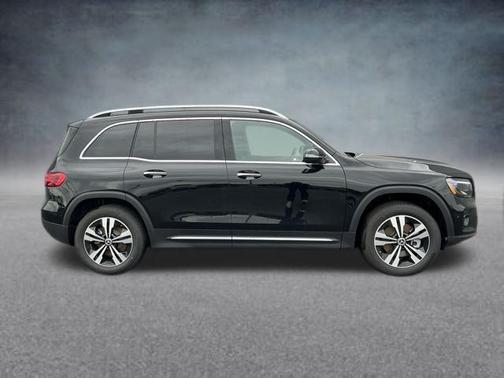 2025 Mercedes-Benz GLB 250 Base 4MATIC