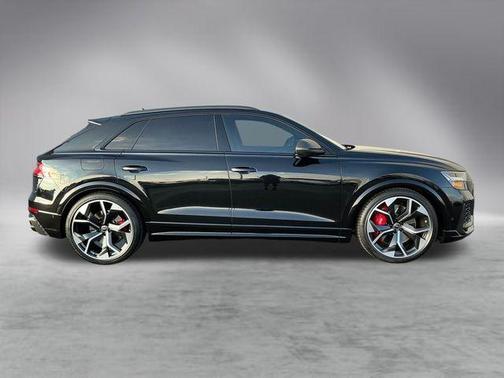 2023 Audi RS Q8 4.0T quattro