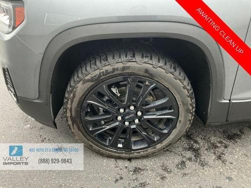 2021 GMC Acadia SLT