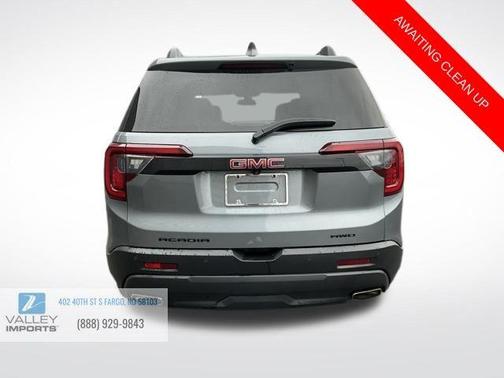2021 GMC Acadia SLT