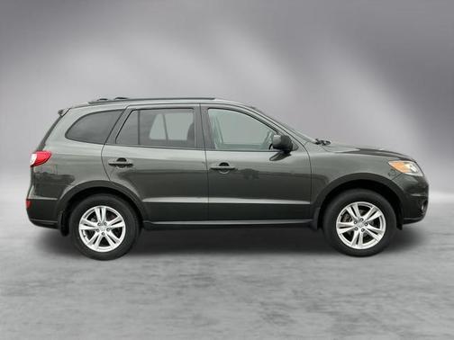2012 Hyundai SANTA FE SE