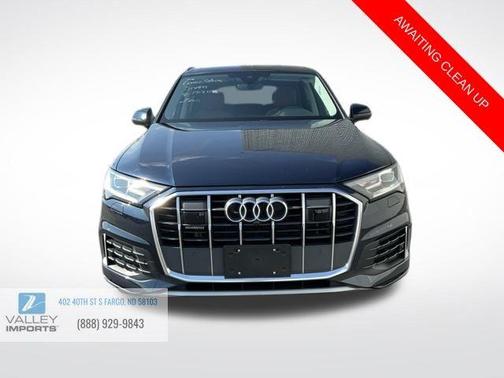 2023 Audi Q7 45 Premium