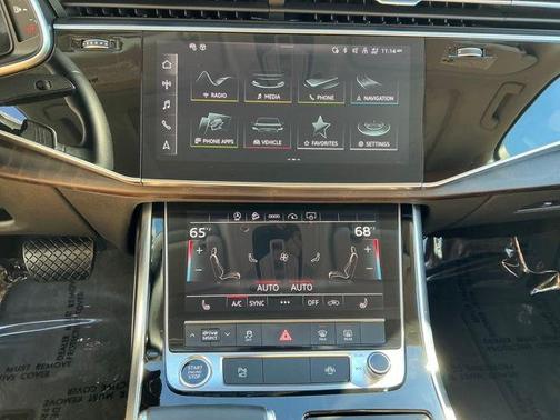 2023 Audi Q7 45 Premium