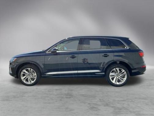 2023 Audi Q7 45 Premium
