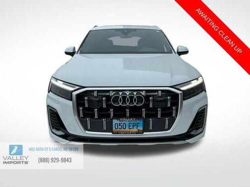 2025 Audi Q7 55 Premium Plus