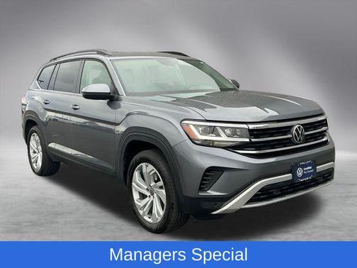 Platinum Gray Metallic 2023 Volkswagen Atlas 3.6L SE w/Technology