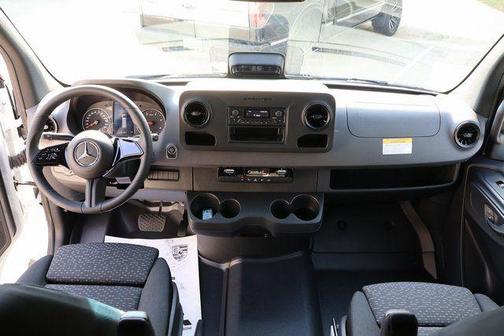 2025 Mercedes-Benz Sprinter 2500 High Roof
