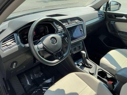 2020 Volkswagen Tiguan 2.0T SEL