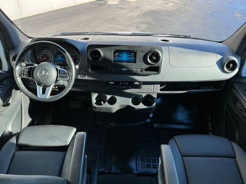 2021 Mercedes-Benz Sprinter 2500 170 WB
