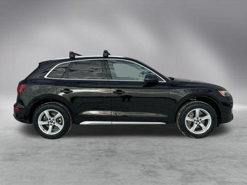 2023 Audi Q5 40 Premium