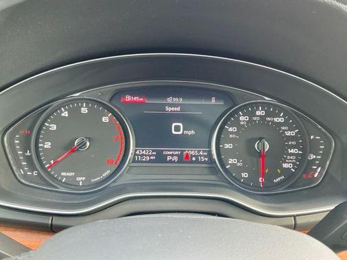 2023 Audi Q5 40 Premium