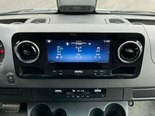 2026 Mercedes-Benz Sprinter 2500 170 WB High Roof Extended Cargo