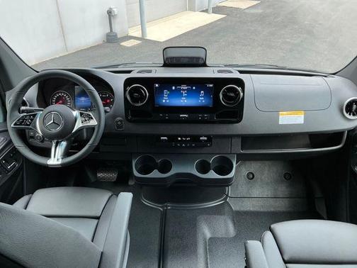 2026 Mercedes-Benz Sprinter 2500 170 WB High Roof Extended Cargo