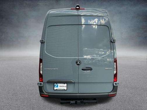 2026 Mercedes-Benz Sprinter 2500 170 WB High Roof Extended Cargo