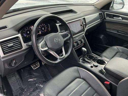 2022 Volkswagen Atlas 3.6L SEL Premium R-Line