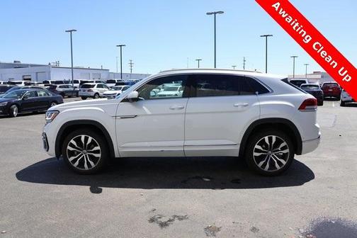 2022 Volkswagen Atlas Cross Sport 3.6L V6 SEL Premium R-Line