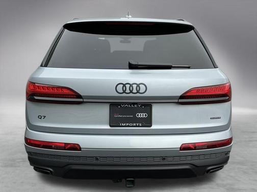 2025 Audi Q7 55 Premium Plus