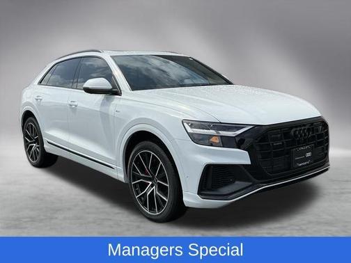 2022 Audi Q8 55 Premium Plus