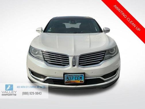 White Platinum Clearcoat Metallic 2016 Lincoln MKX Reserve