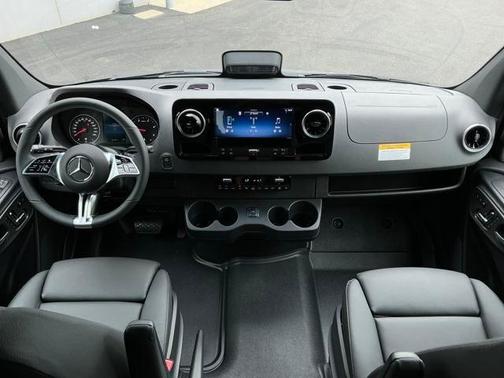 2025 Mercedes-Benz Sprinter 2500 High Roof