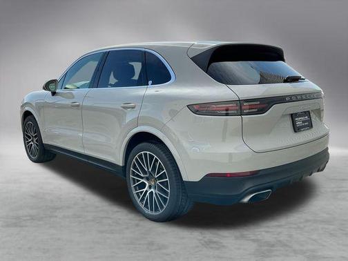 2023 Porsche Cayenne Platinum Edition